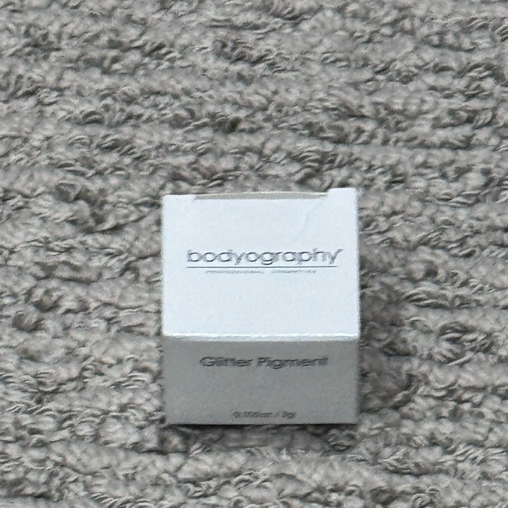 Bodyography Glitter Pigment- soire - Picture 2 of 2